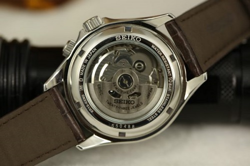 Kiểu chốt dây da bình thường