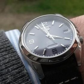 đồng hồ seiko dây da